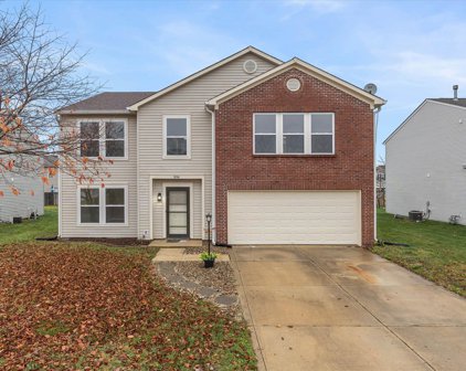 806 Hickory Pine Drive, New Whiteland