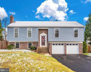 301 Spring Gate Ct, Mount Airy image