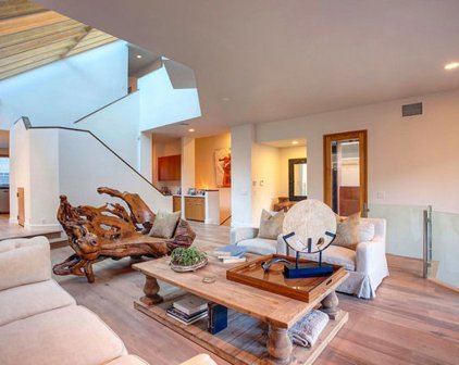 117  Ketch Mall, Marina Del Rey