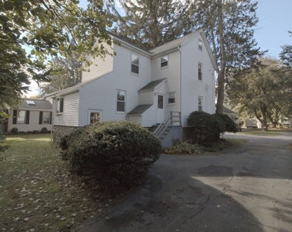 10-12 Clark St, Ashland