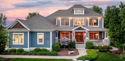1042 Chestnut Hill Lane, Sugar Grove