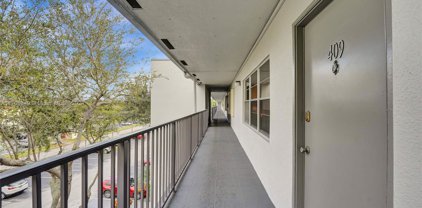 300 Sw 134th Way Unit #409E, Pembroke Pines