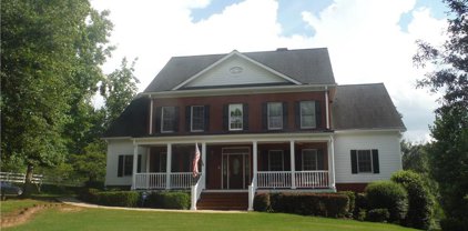 472 Arnold Mill Road, Woodstock