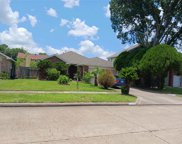 8330 Woodland Willows Drive, Houston image