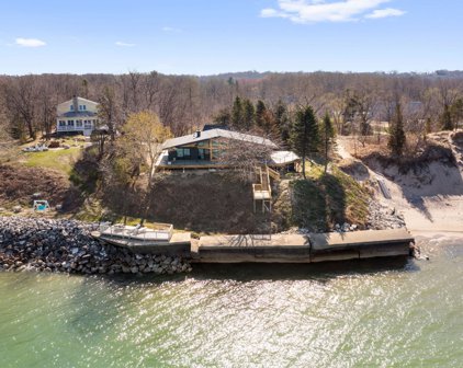 5294 Pine Lane Path, Stevensville