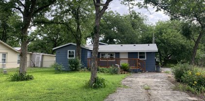 410 N Crisp St, Uvalde