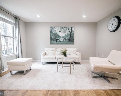 32 Bickel Ct, Sterling