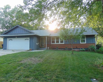 8318 Stark Avenue, Raytown