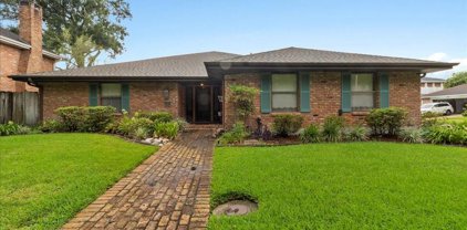 16 Doescher  Drive, Harahan