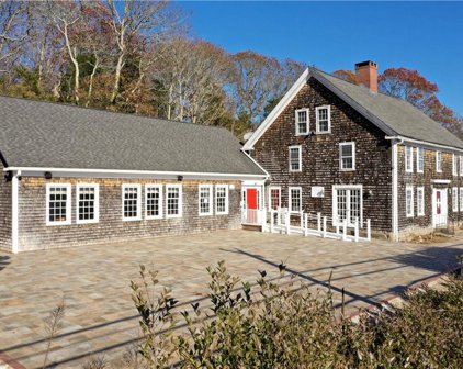 5153 Old Post  Road, Charlestown