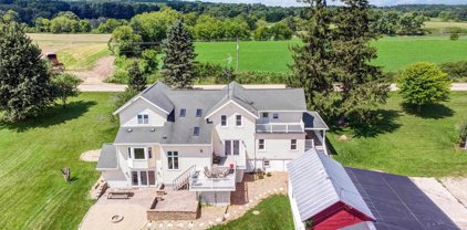 N7424 Madison Road, Theresa