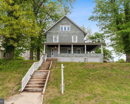 2505 Roslyn Ave, Baltimore