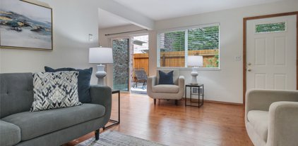 12242 SE 59th Street Unit #124, Bellevue