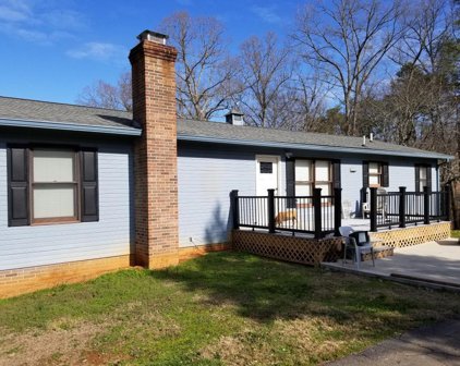 607 Alexander Rd, Lenoir City