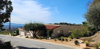 864 W Highpoint Drive, Claremont