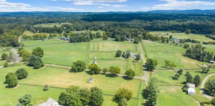 34700 Atoka Chase Ln, Middleburg