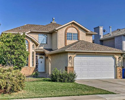 297 Lakeside Greens Crescent, Chestermere