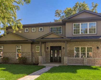 915 E Euclid Avenue, Arlington Heights