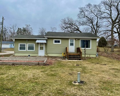 548 Roby Beach Drive, Coldwater