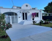 215 Sw 32nd Ct Rd, Miami image