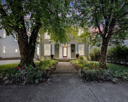 522 E College St, Murfreesboro