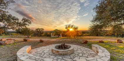 998 Watch Mountain Drive, Llano