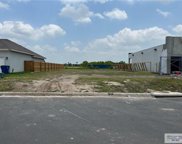 402 Catalina Ave, Donna image