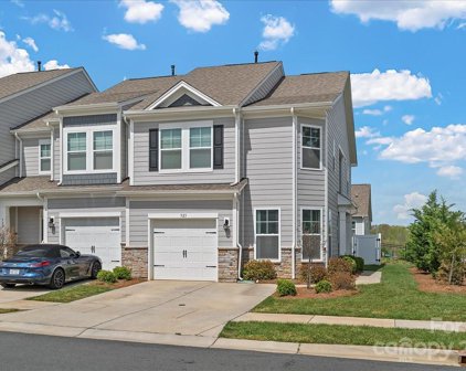 923 Emma Kate  Court, Clover