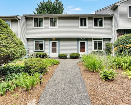 12 Appletree Hill Road Unit 12, Hopkinton