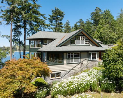 305 Doe Run Road, Lopez Island