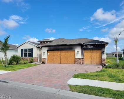 18241 Everson Miles Circle, North Fort Myers