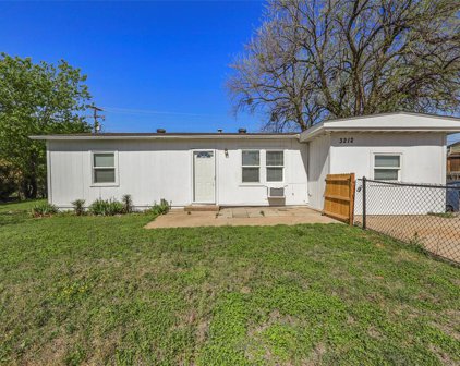 3212 Pate  Drive, Fort Worth
