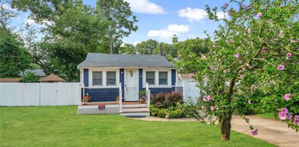 14 Oak Drive, Nesconset