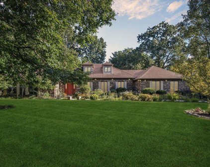 1225 E Woodside Street, South Bend