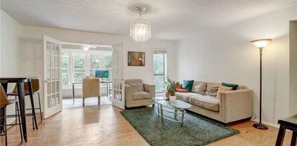 305 Summit North Ne Drive Unit 305, Atlanta