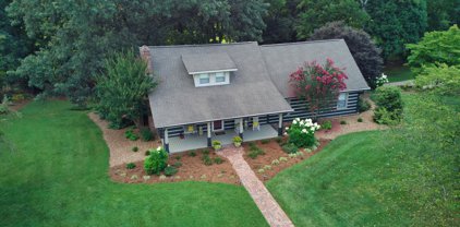 2800 Doe Dr, Clarksville