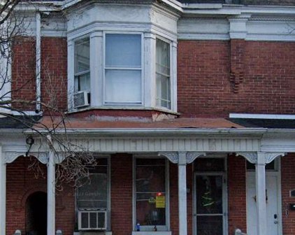 608 W Princess St, York