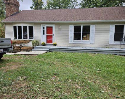 10018 Crystal Falls Dr, Hagerstown