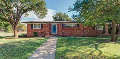 3220 31st Street, Lubbock