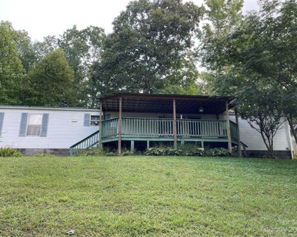 270 Crabtree Woods  Road, Spruce Pine