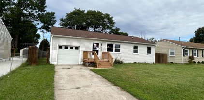 5016 Arony St, Newport News