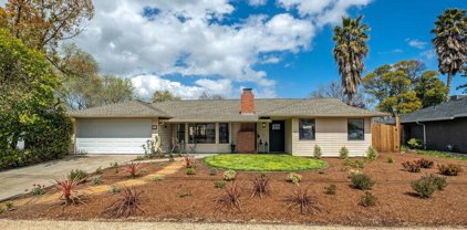 130 Margie Dr, Pleasant Hill