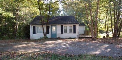 915 Upper Hembree Road, Roswell