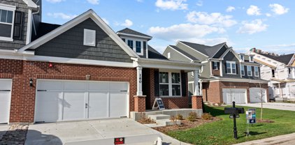 160 Roslyn Place, Bloomingdale