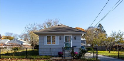 29 Booth Avenue, East Providence