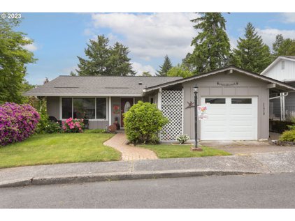 11910 SW KING GEORGE DR, Portland