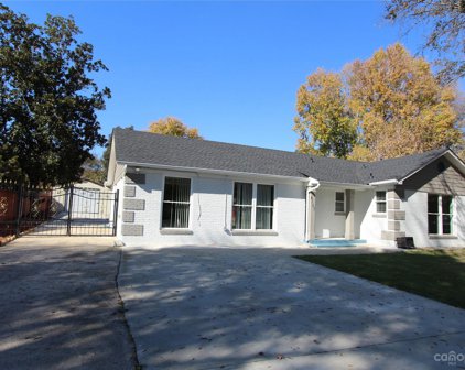 6107 Mill Grove  Drive, Indian Trail