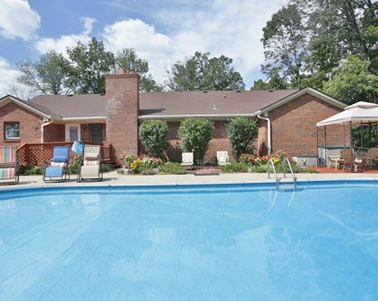 7401 Shady Creek Ln, Crestwood