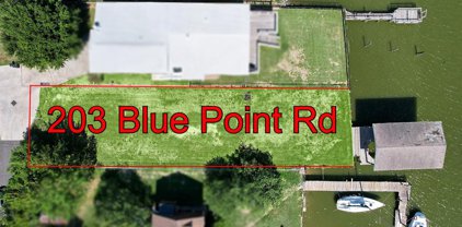 203 Blue Point Road, Clear Lake Shores