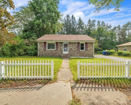 989 Worcester St, Springfield